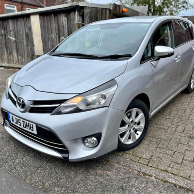 TOYOTA MODEL VERSO ICON VALVEMATIC CVT ENGINE CC 1798 cc ENGINE SIZE 1.8 Litres FUEL PETROL BODY 5 DOOR MPV TRANSMISSION CVT SEATS 7 COLOUR SILVER REG DATE 08/06/2015  55000 Miles AJ15 DHU