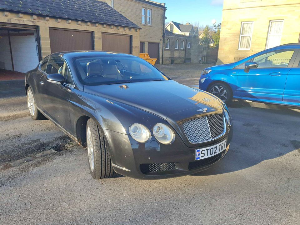 BENTLEY CONTINENTAL GT AUTO ENGINE SIZE 6.0 Litres FUEL PETROL BODY 2 DOOR COUPE TRANSMISSION AUTOMATIC SEATS 4 COLOUR BLACK REG DATE 21/09/2004 81,000 Miles ST02 TRY
