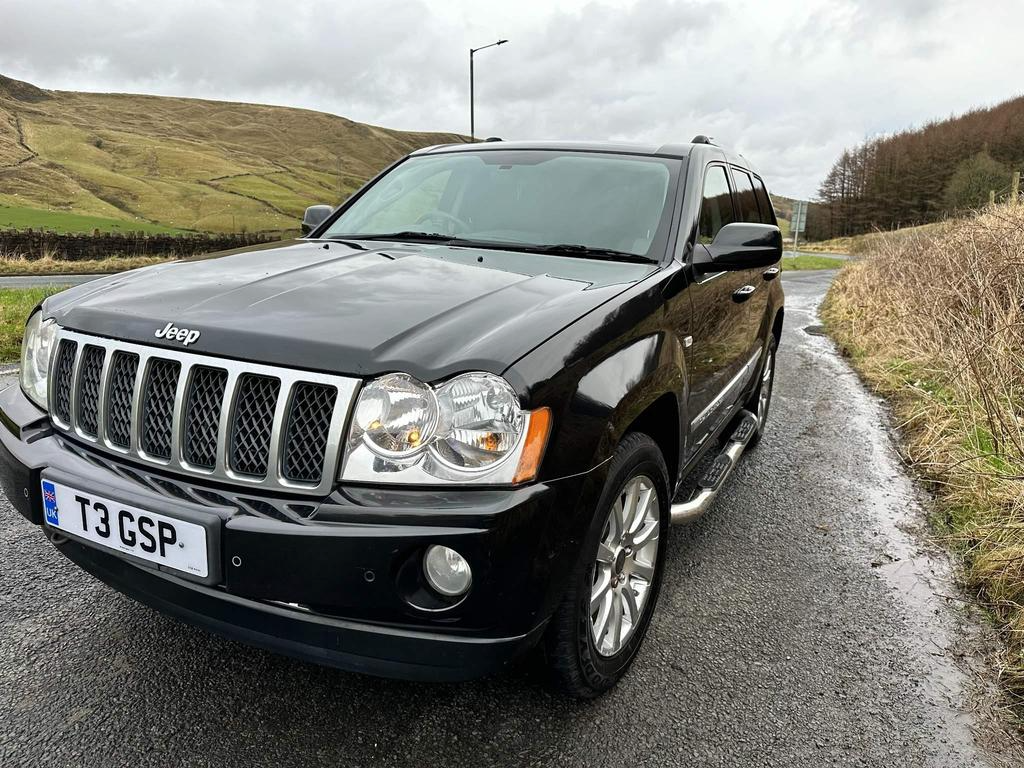 JEEP G-CHEROKEE OVERLAND CRD A ENGINE SIZE 3.0 Litres FUEL DIESEL BODY 5 DOOR ESTATE TRANSMISSION AUTOMATIC SEATS 5 COLOUR BLACK REG DATE 01/09/2007 67500 Miles T3 GSP
