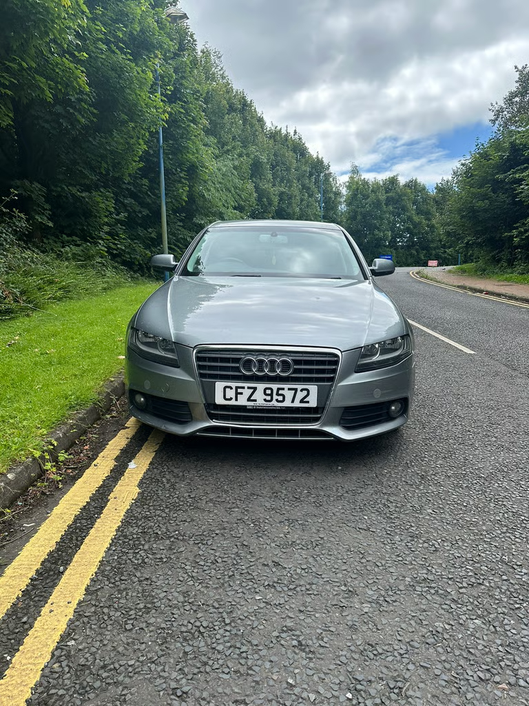 AUDI A4 SE E TDI Engine Size 2.0 Litres Fuel DIESEL Body 4 DOOR SALOON Transmission MANUAL Seats 5 Colour GREY Reg Date 05/07/2010 Mileage: 160000 Reg CFZ  9572