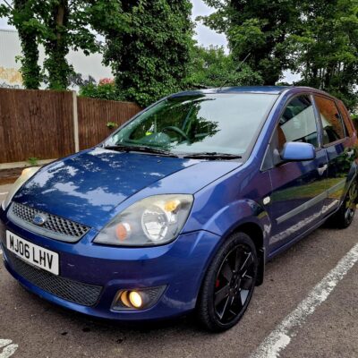 FORD FIESTA FREEDOM Engine Size 1.4 Litres Fuel PETROL Body 5 DOOR HATCHBACK Transmission MANUAL Seats 5 Colour BLUE Reg Date 28/04/2006 Mileage: 97122 Reg MJ06LHV