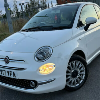 FIAT 500 LOUNGE Engine Size 1.2 Litres Fuel PETROL Body 3 DOOR HATCHBACK Transmission MANUAL Seats 4 Colour WHITE Reg Date 31/05/2017 Mileage: 57000 Reg LV17YFA