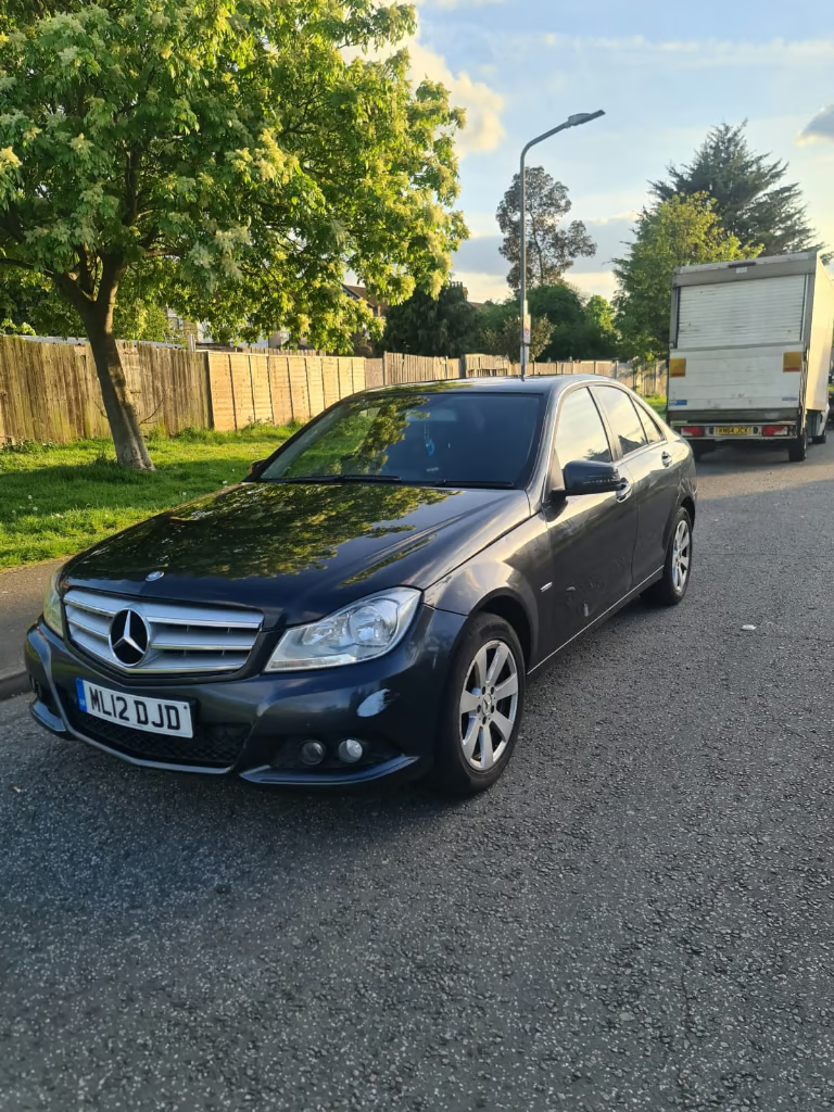 MERCEDES-BENZ C220 SE CDI BLUEEFFICIENCY Engine Size 2.2 Litres Fuel DIESEL Body 4 DOOR SALOON Transmission MANUAL Seats 5 Colour BLACK Reg Date 30/05/2012 Mileage: 71525 Reg ML12 DJD