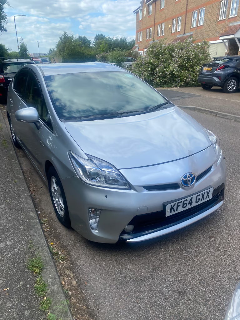 TOYOTA PRIUS HYBRID Engine Size 1.8 Fuel HYBRID ELECTRIC Body DOOR Transmission N/A Seats 5 Colour SILVER Reg Date 01/09/2020  Mileage: 100000 Reg KF64GXX